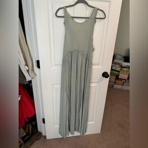 Elegant Green Sleeveless Maxi Dress